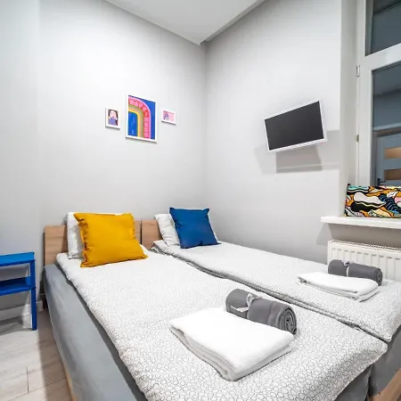 Mieszkanie Centrum Gorka 8 Homestay *