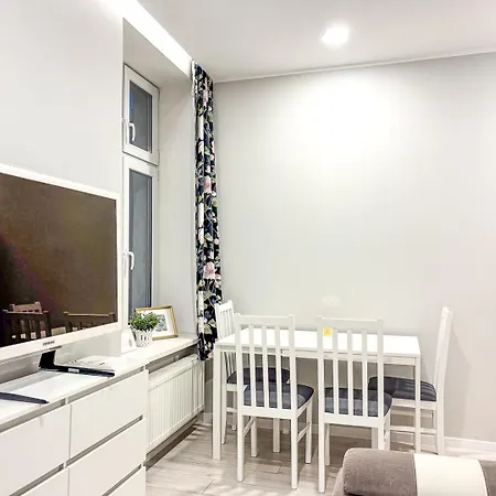 Homestay Mieszkanie Centrum Gorka 8 *
